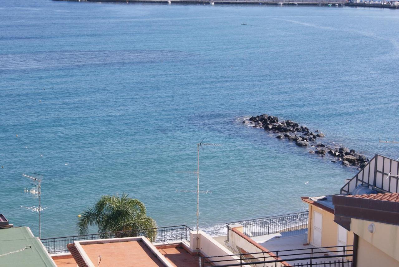 Donna Sicilia 2 Daire Giardini Naxos Dış mekan fotoğraf